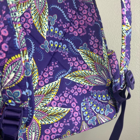 NWT Vera Bradley Essential Backpack Batik Leaves - Picture 5 of 10